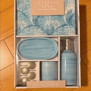 Bath Accessory Set - Light Blue